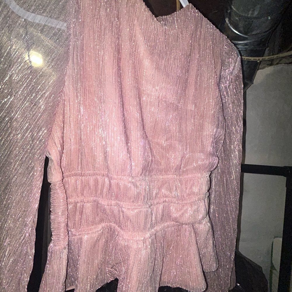 Pink blouse - Picture 2 of 5